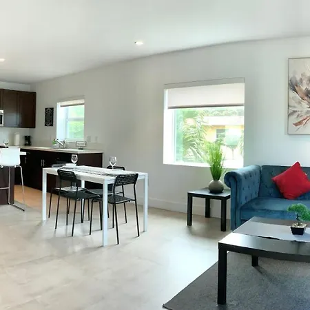Spacious Entire Apartment With Free Parking Hollywood Exterior photo
