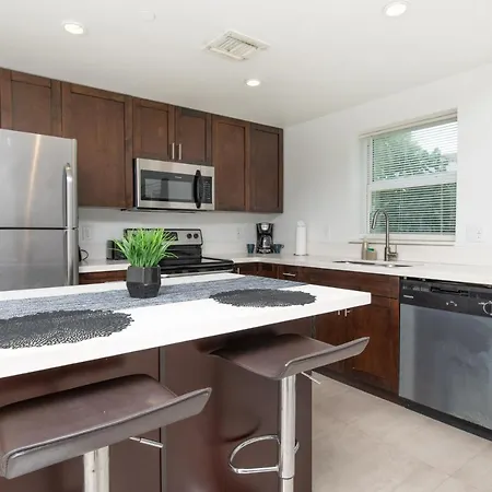 Spacious Entire Apartment With Free Parking Hollywood Exterior photo