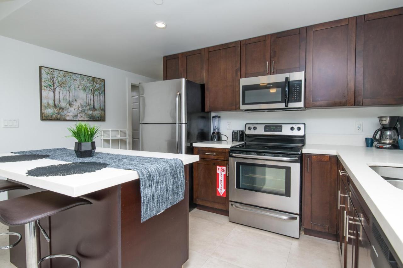 Spacious Entire With Free Parking Apartment